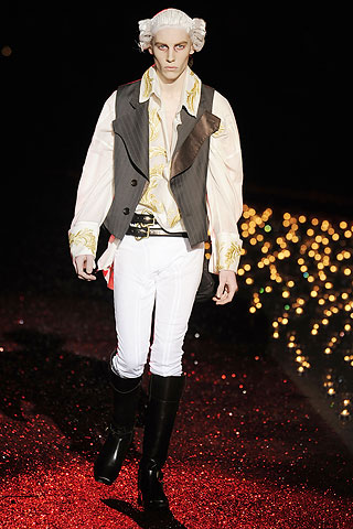 John Galliano / - 2009-2010